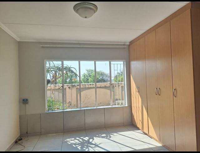 2 BEDROOM PROPERTY TO RENT IN DALPARK EXT 1